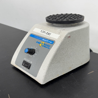 VWR Mini Vortexer image 1